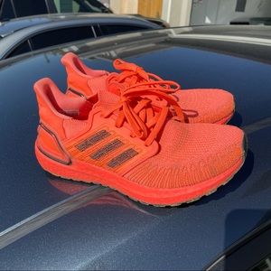 Adidas ultra boost women’s size 6